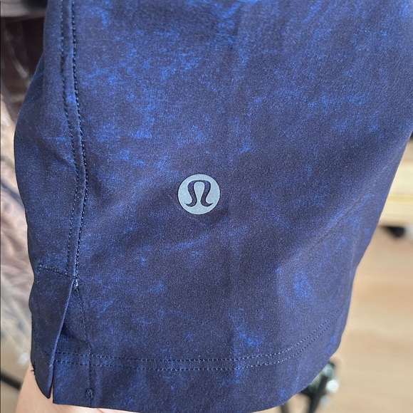 Lululemon Men’s Zeroed In Linerless Short 7.5”. Size Large. 17” waist. - Picture 3 of 3